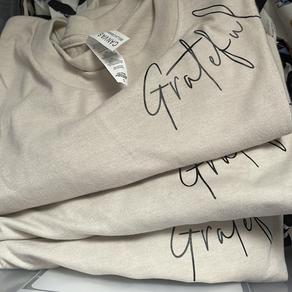 Grateful Graphic Tee NWT - Picture 6 of 6